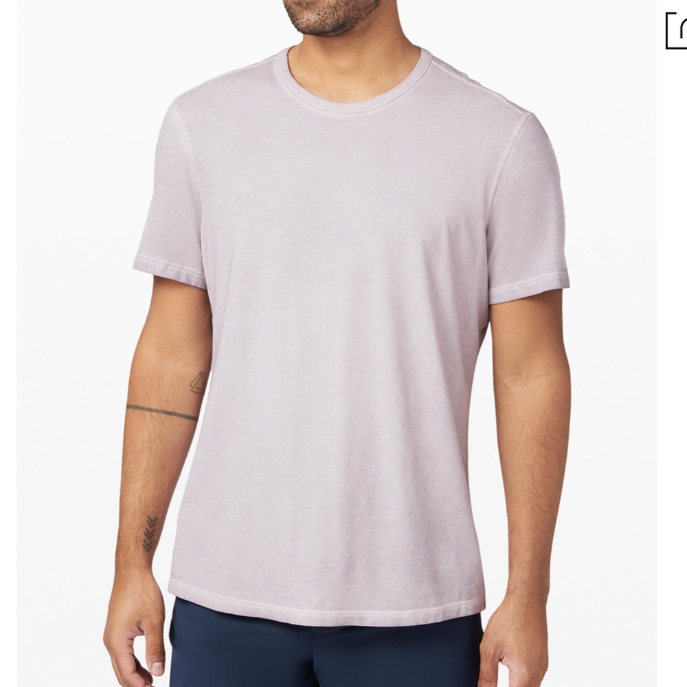 LULULEMON TSHIRT!